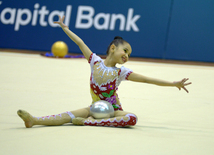 Bədii gimnastika üzrə XXII Bakı çempionatı və birinciliyi start götürüb. Bakı, Azərbaycan, 13 noyabr 2015